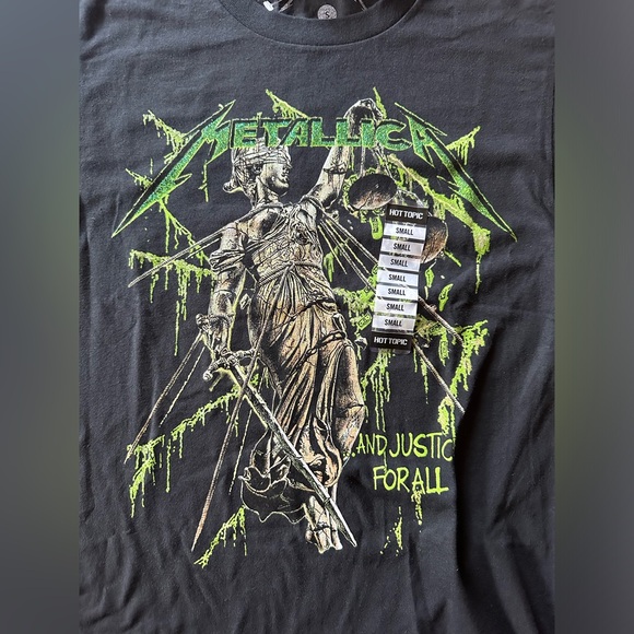 ๐ NWT Metallica And Justice For All T-Shirt size Small Hot Topic ๐ - Picture 2 of 6